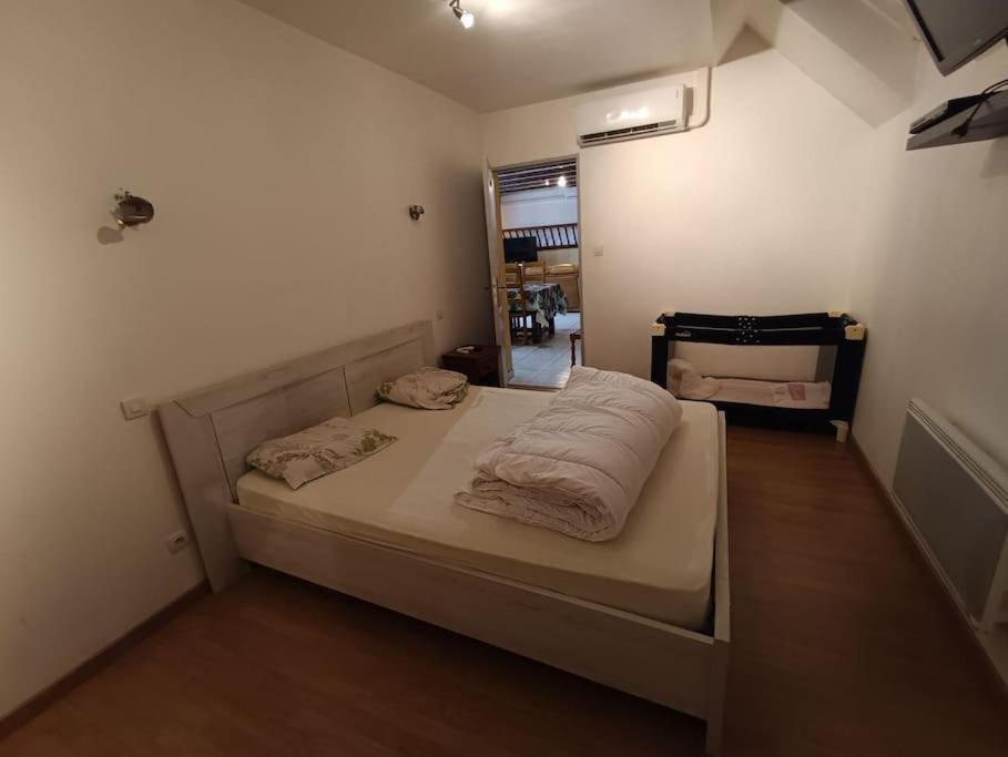 Maison Atypique Proche Forets Vallees Holiday home *