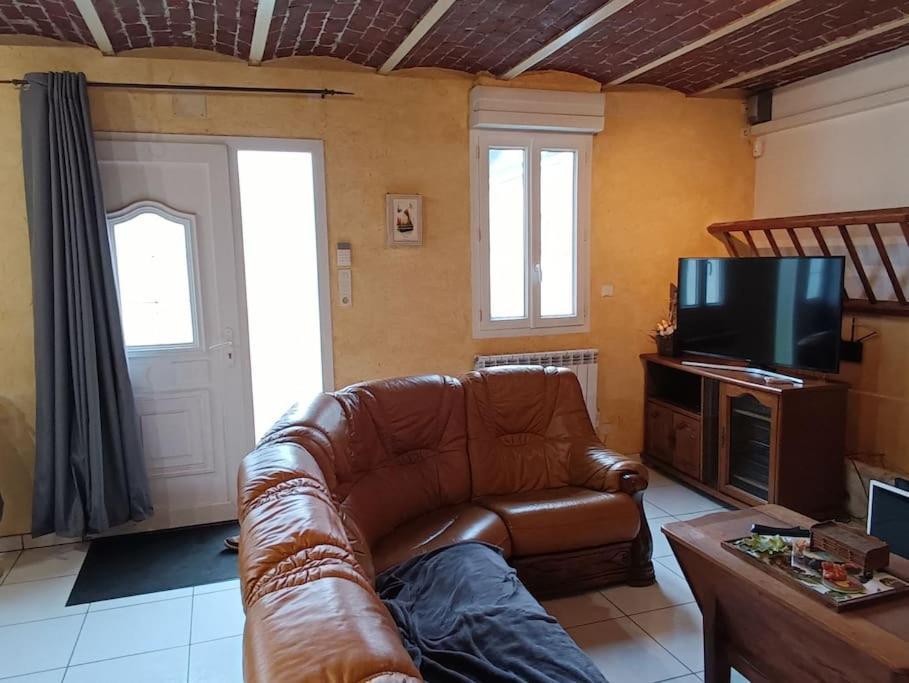 Holiday home Maison Atypique Proche Forets Vallees